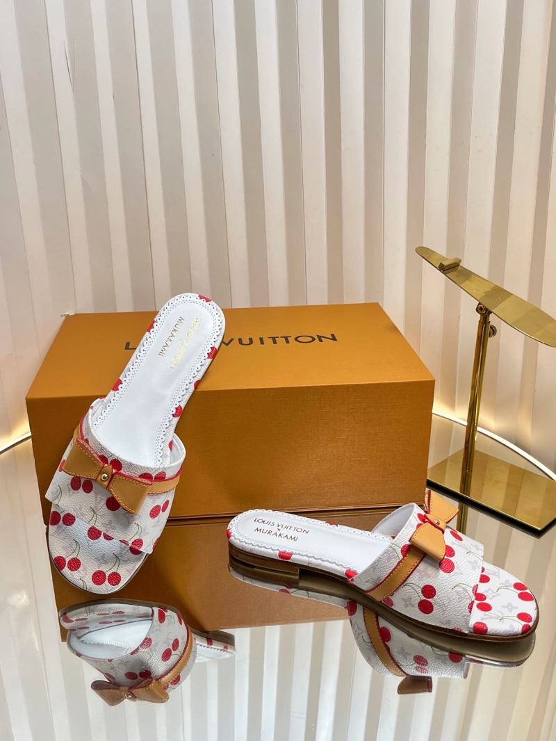 l0vis Vvtt0n slippers